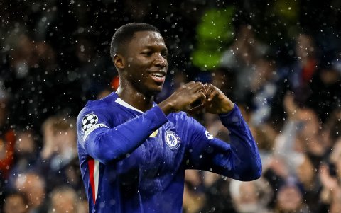 Moisés Caicedo, volante ecuatoriano del Chelsea.