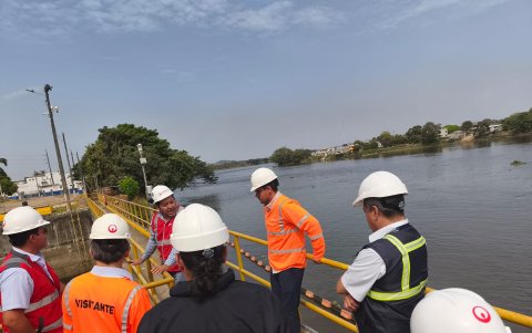 En el informe emitido en diciembre pasado, la Defensoría del Pueblo advierte que la contaminación del río Daule no puede analizarse de forma aislada, ya que existen fuentes aguas arriba sin control.