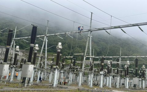Ecuador depende de la importación de electricidad de Colombia para cubrir la demanda nacional.