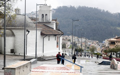 El bulevar de la plaza 24 de Mayo es considerado un punto critico debido a los contantes robos y la presencia de habitantes de calle.