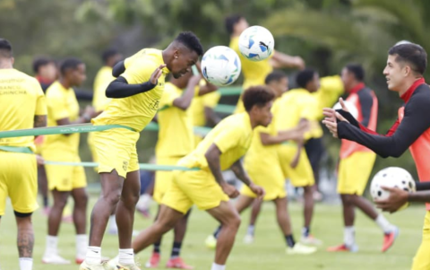 Jugadores de Barcelona realizan pretemporada en Quito.