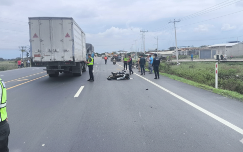 Archivo de un accidente de tránsito donde falleció un motociclista, en Daule.