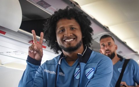 Christian Alemán, atacante ecuatoriano que en 2026 jugó en Bolívar.