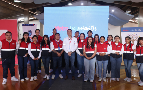 Con esta promoción, de 19 jóvenes, ya son 30 los ciudadanos formados para promover una experiencia de viaje responsable en el Metro de Quito.