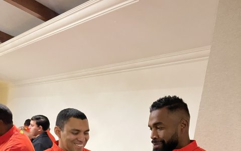 Jefferson Montero y Gabriel Achilier defendieron el equipo Leyendas del Morelia.