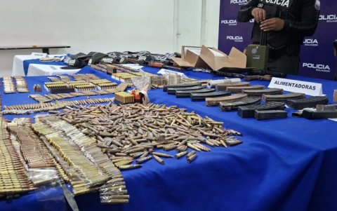 Armamento incautado por la Policia Nacional en operativo