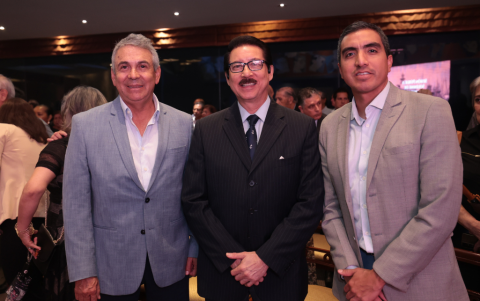 Darwin Jarrín, Nelson Guim y Héctor Plaza.