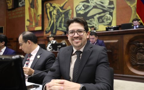Giovanny Bravo, secretario general de la Asamblea, renunció en junio de 2026.