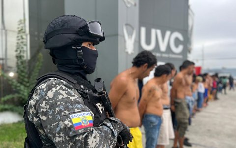Alrededor de 20 personas fueron aprehendidas, 19 de nacionalidad ecuatoriana y un extranjero.