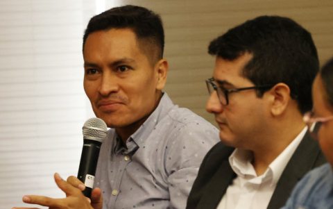 Suscriptores participan y dialogan en Sala Editorial, fortaleciendo un espacio de intercambio y construcción colectiva.