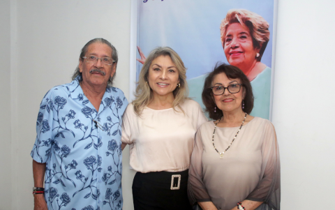 Nelson Jurado, Teresita Sandoval y Paquita Bravo.