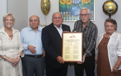 María de Lourdes Cepeda, Alejandro Acosta, Luis Rivadeneira, Aurelio Granda y Cecilia Guerrero.