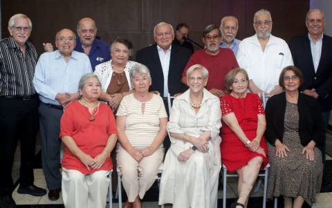 La foto grupal no podía faltar.