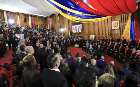 La presidenta encargada de Venezuela, Delcy Rodríguez, participa en un acto de gobierno este viernes 30 de enero, en Caracas.