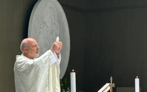 Celebración de la Eucaristía.