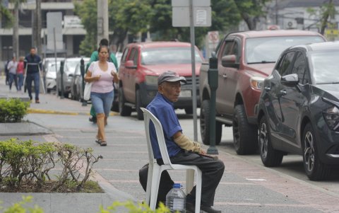 Expertos detallan que la seguridad debería contemplarse en el cobro del parqueo.