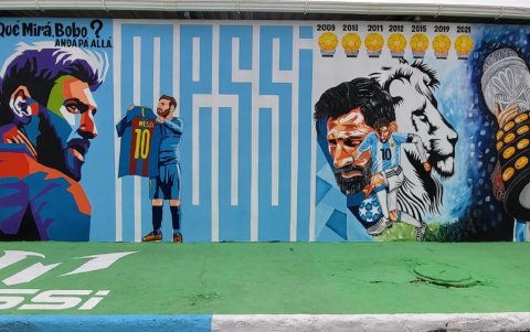 Arte urbano con identidad: Walter Arce ha pintado nueve veces a Lionel Messi.