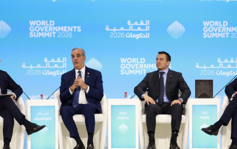 El presidente Daniel Noboa junto a sus homólogos durante el diálogo presidencial ‘El Próximo Capítulo de América Latina’, en el World Governments Summit 2026 en Dubái.