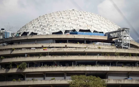 El Helicoide, en Venezuela, un edificio diseñado como centro comercial futurista que terminó convertido en sede del SEBIN.