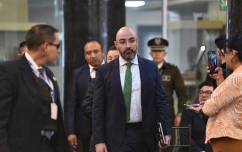 El presidente de la Judicatura, Mario Godoy, asiste a la Comisión de Fiscalización como parte de su proceso de juicio político.