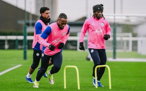 Manchester City contará con Antoine Semenyo en el ataque.