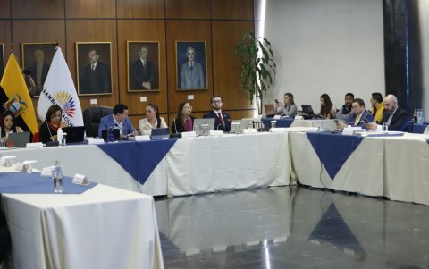 El presidente de la Comisión de Fiscalización, Ferdinan Álvarez.