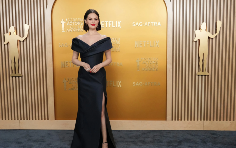 Selena Goméz en la alfombra roja de los SAG Awards 2025.