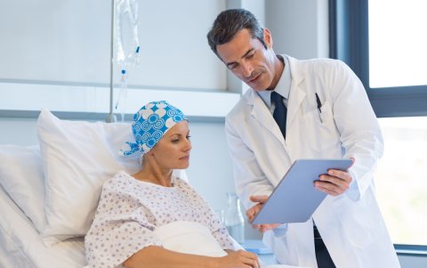 La evidencia médica confirma que muchos tumores son prevenibles o detectables en fases iniciales.