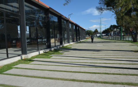 Existen espacios para los emprendedores que están vacíos.