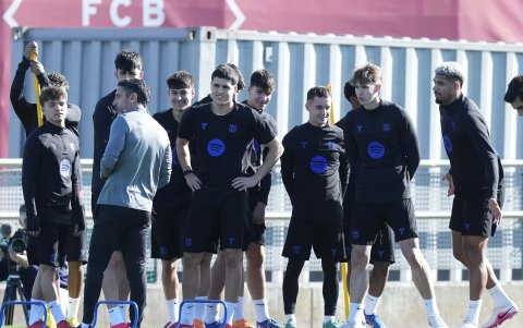 Los jugadores del FC Barcelona durante el entrenamiento que el equipo azulgrana.