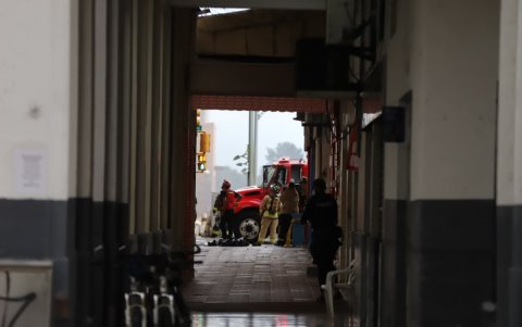La actividad comercial de la zona se paralizó debido a la emergencia en el Multicomercio.