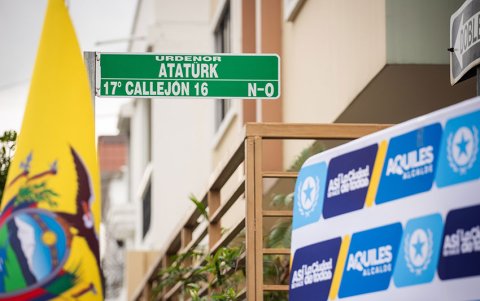 La ciudadela Urdenor cuenta con una vía que lleva el nombre de Atatürk.