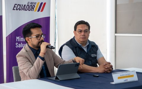 El subsecretario de Vigilancia, Prevención y Control de la Salud, Andrés Carrazco, precisó que 2.649 casos se detectaron en cárceles y que 609 personas fallecieron en 2025