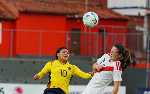 Mary Guerra, la número 10 de la Tri, abrió el camino del triunfo con su gol ante Perú.