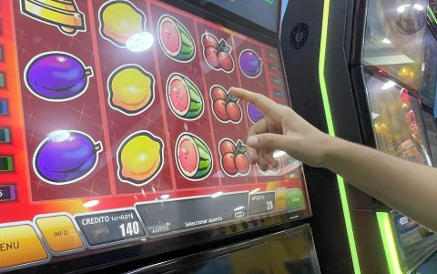 Estas 'maquinitas' están ubicadas, en gran masa, en centros comerciales.