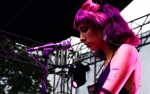 Valentina se encuentra trabajando junto a Daniel Sorzano, su amigo y productor, la mezcla y masterización de lo que será su ópera prima, 'Quién fue que inventó el Gmail'.