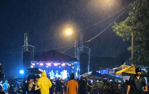 Valdivia. Los conciertos organizados en el lugar se quedaron sin público por la lluvia registrada.
