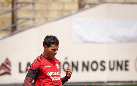 Jairo Vélez fue campeón del fútbol peruano con Universitario.