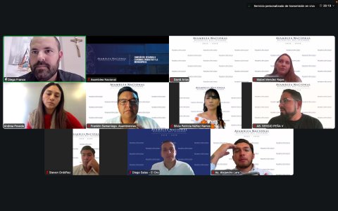 Siete asambleístas de la Comisión legislativa votaron a favor del informe para primer debate; dos en contra y uno se abstuvo.