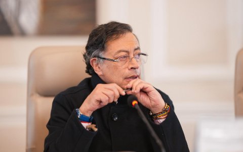 Petro afirmó que el artefacto hallado en territorio colombiano no correspondería a acciones de grupos armados ilegales.