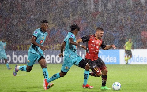 Deportivo Cuenca suma seis puntos en la LigaPro 2026.