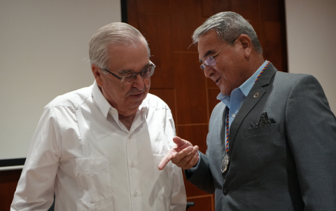 Rodolfo Pérez Pimentel y Gustavo Cáceres.