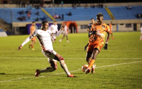 Libertad busca meterse en la pelea por el liderato de la LigaPro 2026.