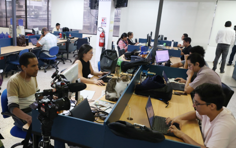 Vista de un almacén que el Servicio de Inmigración y Control de Aduanas (ICE) planea convertir en un centro de detención para inmigrantes indocumentados detenidos en Roxbury, Nueva Jersey.