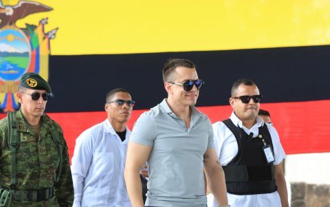 Pese a su cercanía, incluso familiar con miembros de su administración, el presidente Daniel Noboa no ha logrado una visita de Estado al presidente Donald Trump.