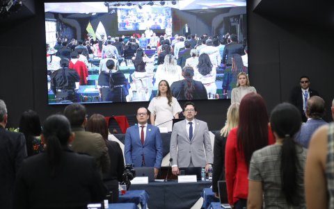 La ley urgente sobre la construcción de vivienda social se trató en Cuenca.