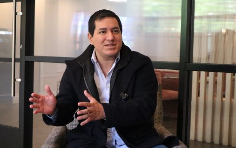 Andrés Arauz fue el candidato a vicepresidente de Luisa González en 2023.