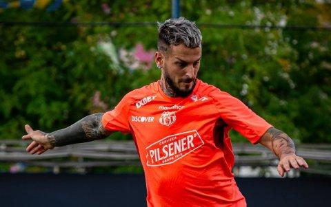 Darío Benedetto, la carta de gol de Barcelona en Copa Libertadores.