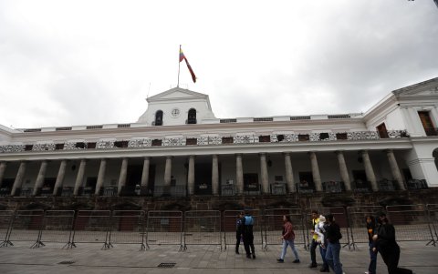 Palacio de Carondelet, en Quito, donde se ejecutará la adecuación de tres baños bajo proceso de licitación pública.