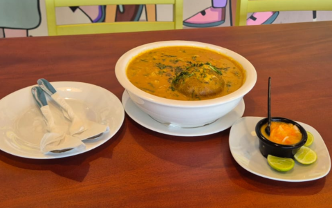 En Mi Gente se caracterizan por ofrecer un caldo con sabor casero.